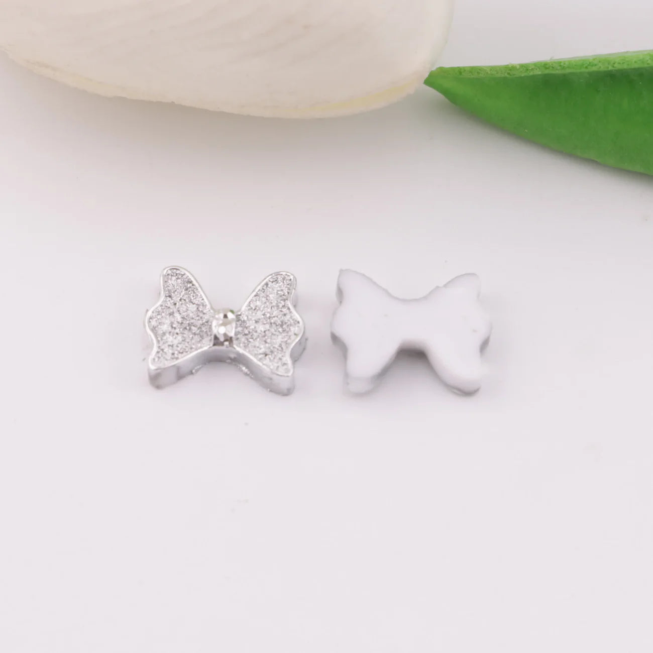 Silver Bow Charms – 13 × 11mm Flat Base (20-Pieces)