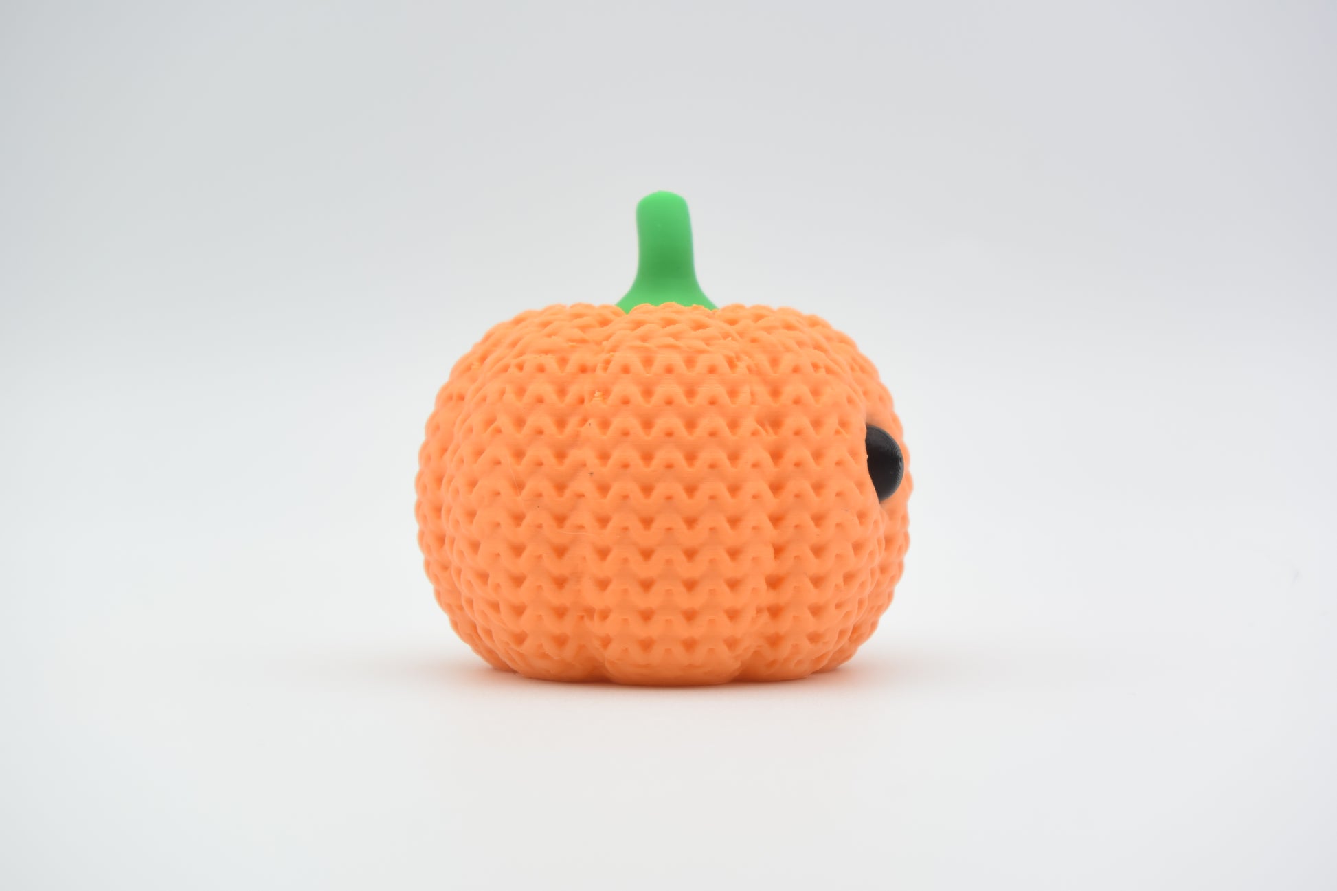 Knitted Cute Pumpkin Halloween Topkinz character side view