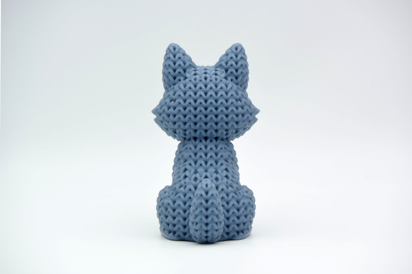 Knitted Wolf Topkinz character side view