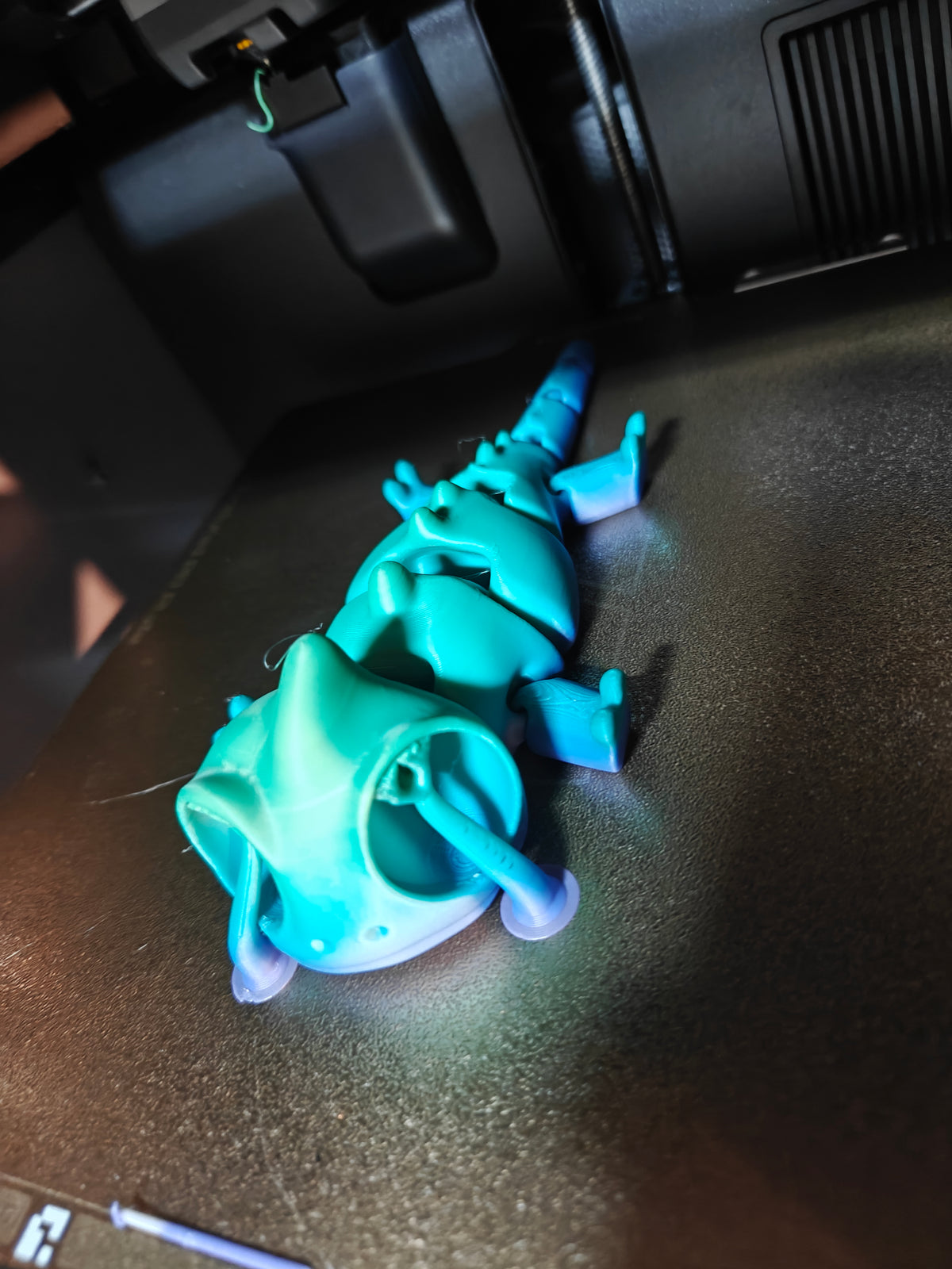 Flexi Chameleon Googly Eyes | Chibi SnapCharm™ Character