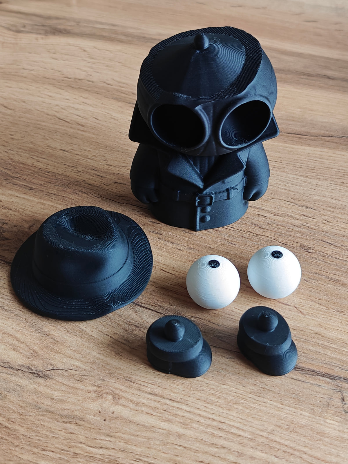 Noir Masked Spider Hero Googly Eyes | Chibi SnapCharm™ Character