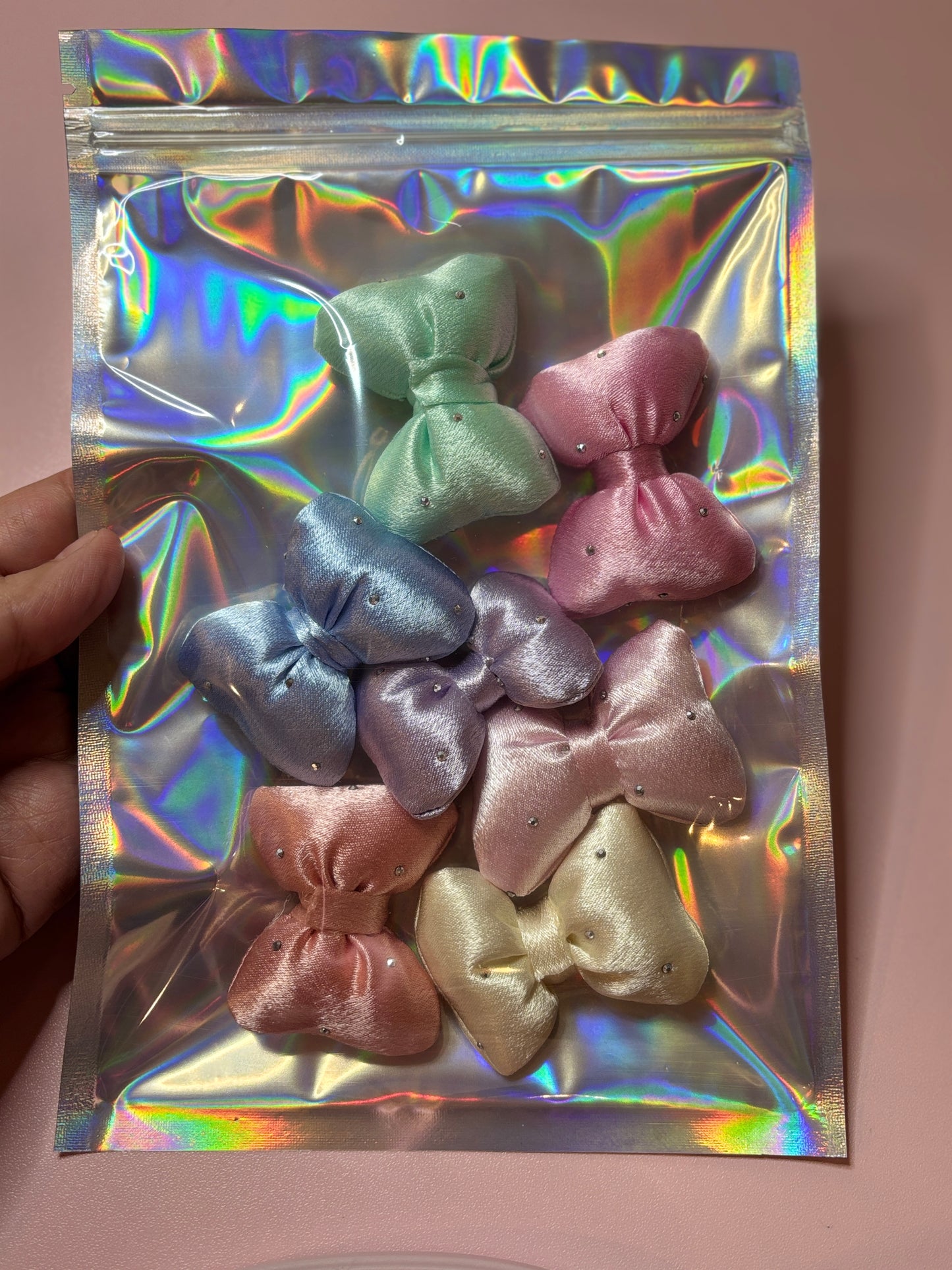 Puffy Rhinestone Bowknot Embellishments – Approx. 1.6 × 2.1 in (7-Piece Set)