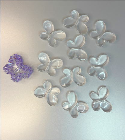 Clear Butterfly Acrylic Base Beads – 21 mm (10 pieces)