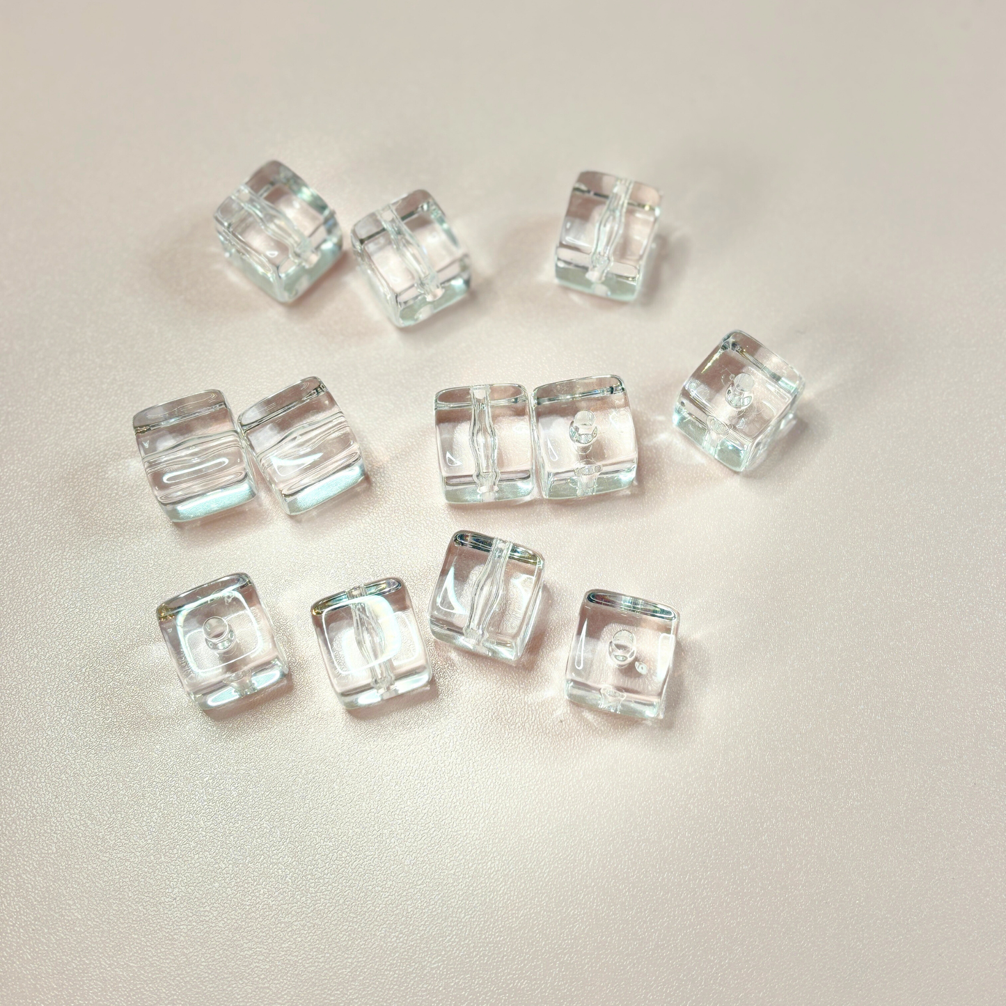 Clear Cube Base Beads – 16mm - 15 Pack