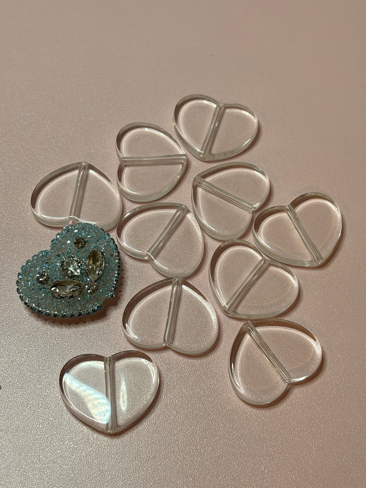 Heart Plate Base Beads – 25 × 31mm (10-Piece Set)