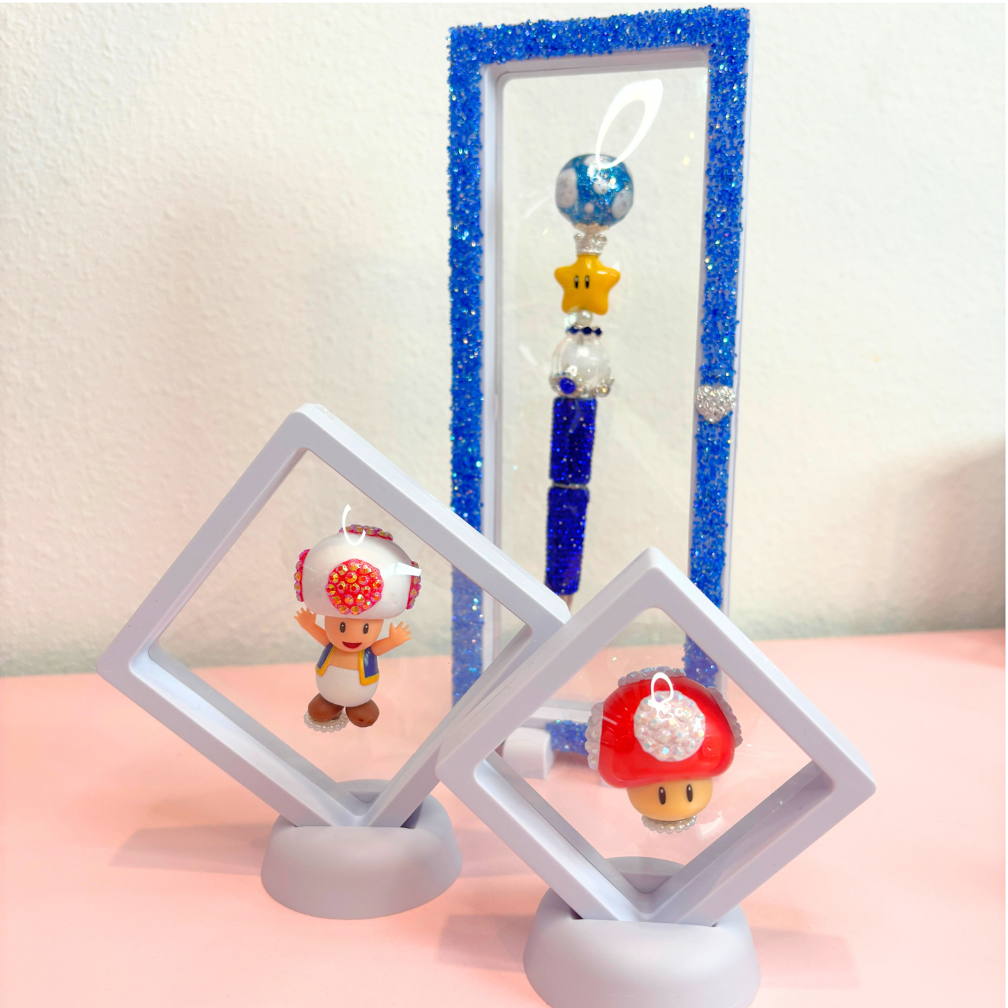 Floating Rectangular Display Case with Stand Legs – Rectangle (9 × 3.5 in)