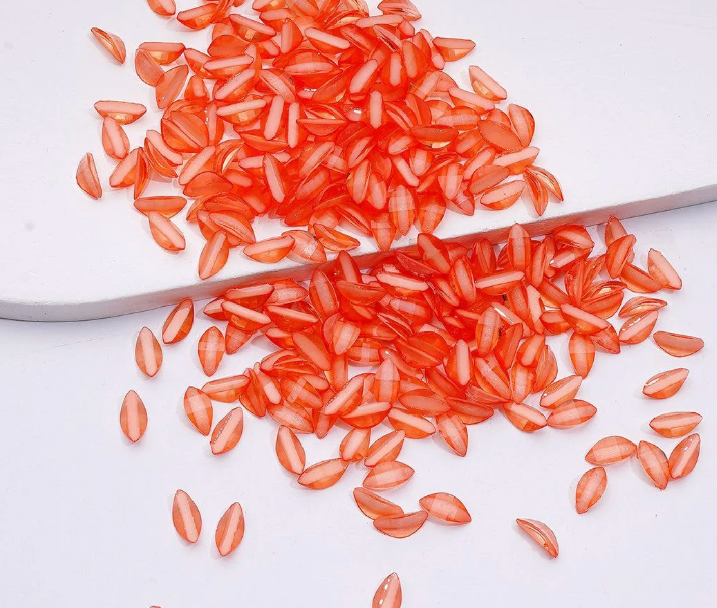 Glitter Leaf Charm Embellishments – 100-Piece Pack (10 Colors Available)