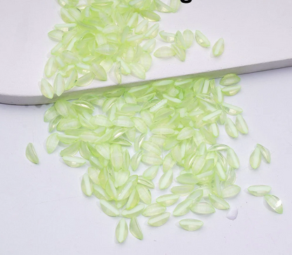 Glitter Leaf Charm Embellishments – 100-Piece Pack (10 Colors Available)