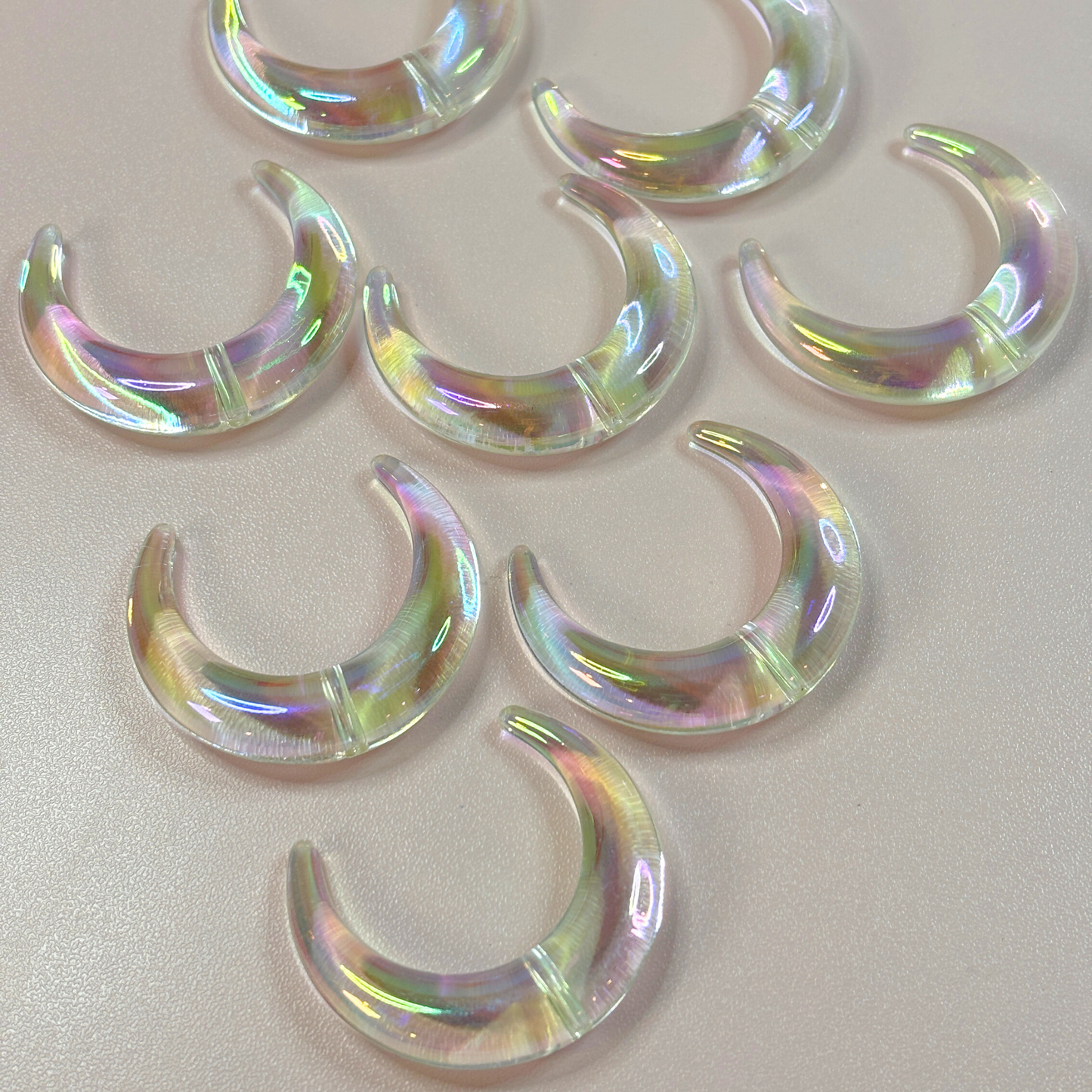 UV Coated Clear Moon Base Beads – 39 × 46mm (8-Piece Set)